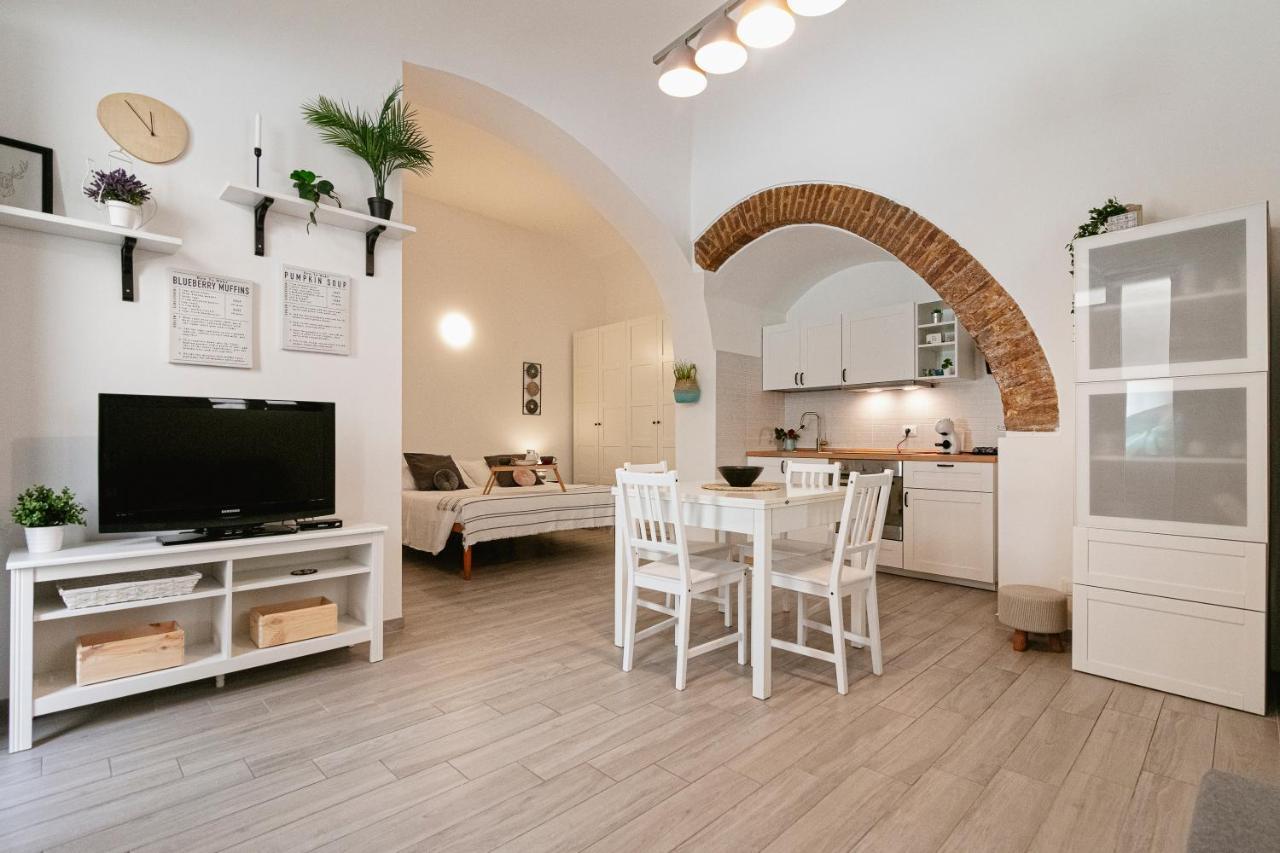 Zefiro21 Tiny House Apartment Termoli Exterior foto