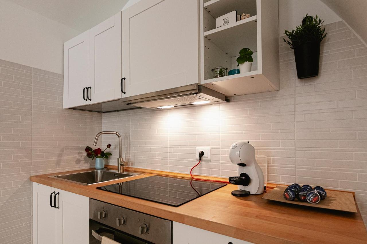 Zefiro21 Tiny House Apartment Termoli Exterior foto